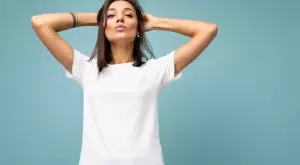 12 идеи как да превърнем старата тениска във фешън тоалет (ВИДЕО)