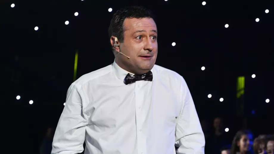 Рачков се подигра със Survivor на сцената на "Като две капки вода"