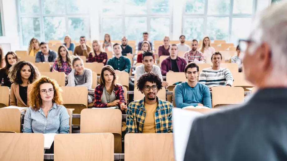 Държавите по света с безплатно образование и за чуждестранните студенти