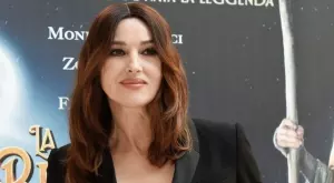 Ето как да се гримирате като Моника Белучи (ВИДЕО)