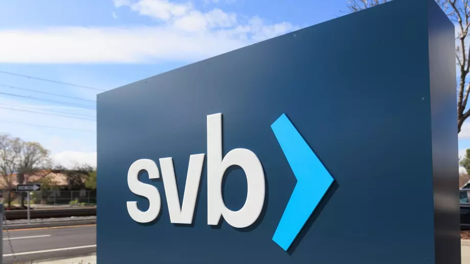 Регулаторите в САЩ затегнаха изискванията към големите банки