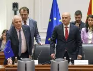 Борел: Северна Македония ще промени Конституцията и ще включи българите