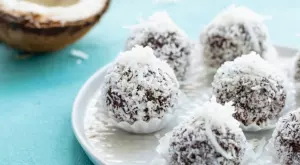 Супер вкусни постни бонбони с фурми и орехи