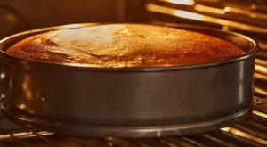 Супер бърз и пухкав тутманик с мая