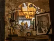 Ресторант изложи портрета на Путин с черна лента (СНИМКИ)