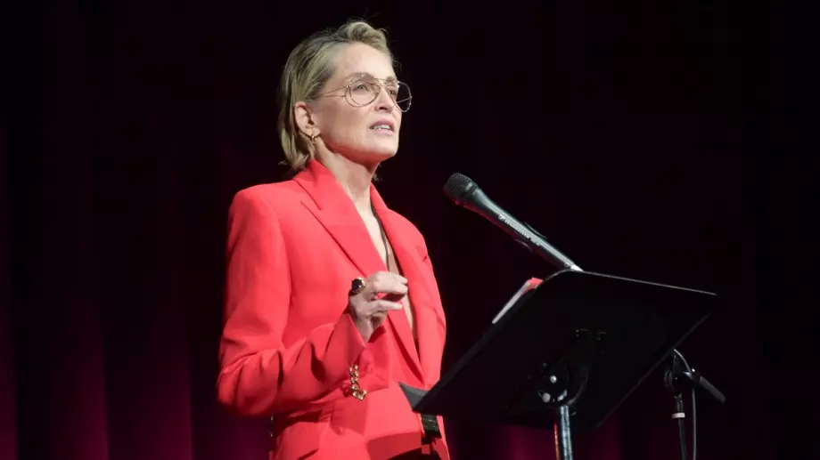 Фалитът на SVB: Американската актриса Шарън Стоун е загубила половината си пари