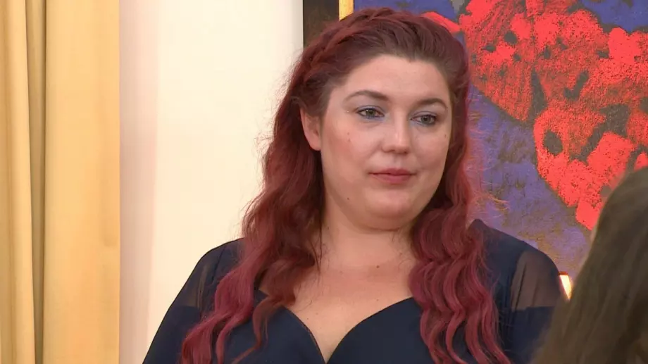 Няма да познаете Пам след 