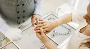 Хит на 2023: "Разводен" пръстен