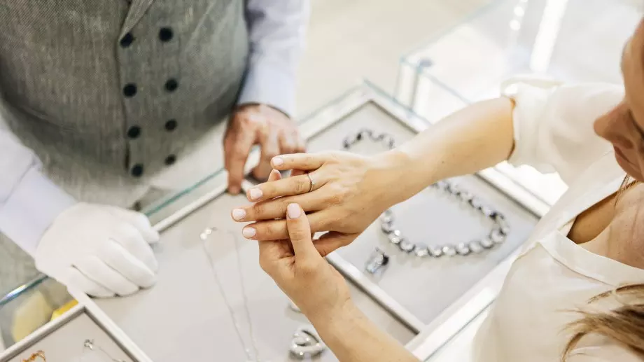 Хит на 2023: "Разводен" пръстен