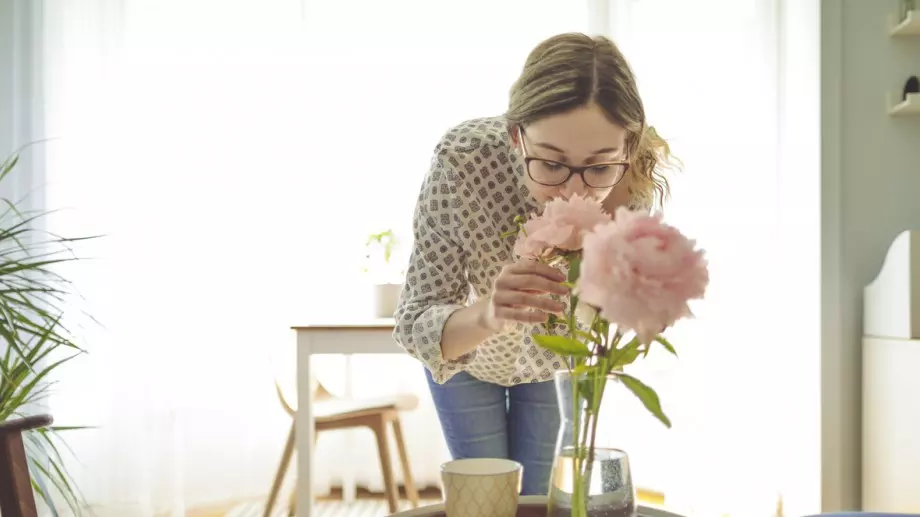 5 трика, с които ще съхраните цветята във ваза