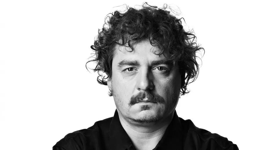 Камен Донев предизвика директора на Народния театър на боксов мач