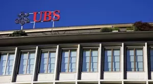 Москва забрани на UBS и Credit Suisse да се разпореждат с дъщерните си дружества в Русия