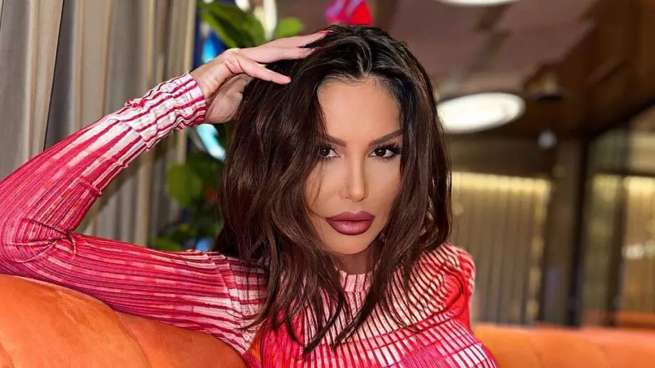 Ето къде и с кого Моника Валериева отпразнува рождения ден (СНИМКИ)