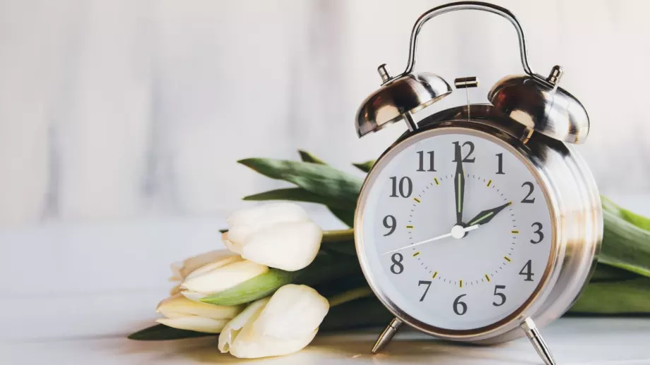 Смяната на времето: Пести ли ни енергия и пари, или напротив?