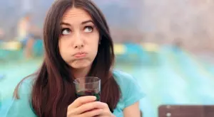 Тези напитки сгъстяват кръвта, избягвайте ги