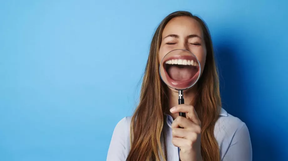 Вечерен виц: Лекар минава на визитация 