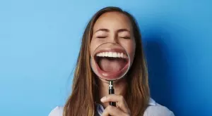 Женски виц за 29 март, 2024 г.: Момченце предлага