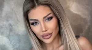 Джулиана Гани след раждането: Пак съм 50 кила (СНИМКИ)