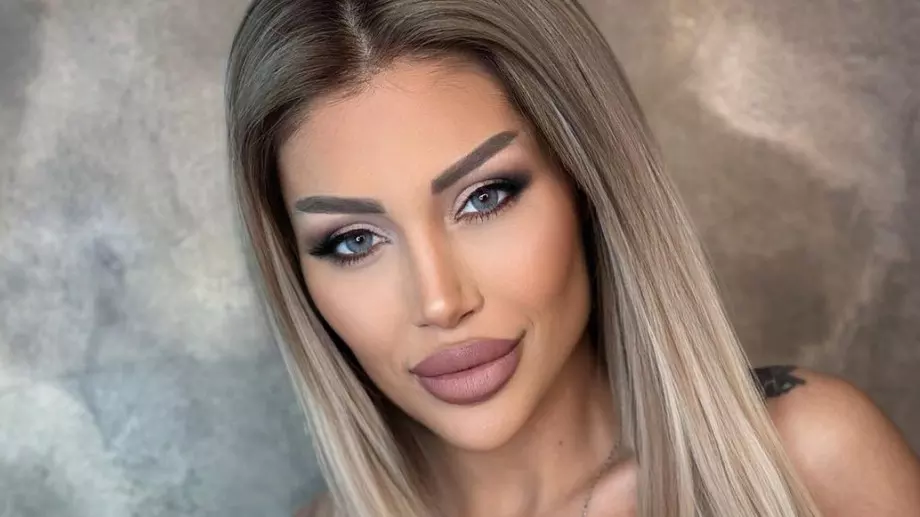 Джулиана Гани след раждането: Пак съм 50 кила (СНИМКИ)