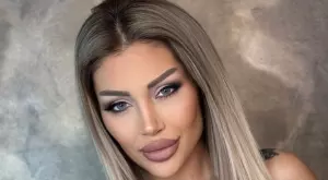 Джулиана Гани се похвали с красивата си майка (СНИМКА)