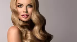 Хитър трик, с който и най-тънката коса ще изглежда гъста (ВИДЕО)