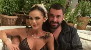 Мъжът на Мария пусна скъпата ѝ кола за продажба