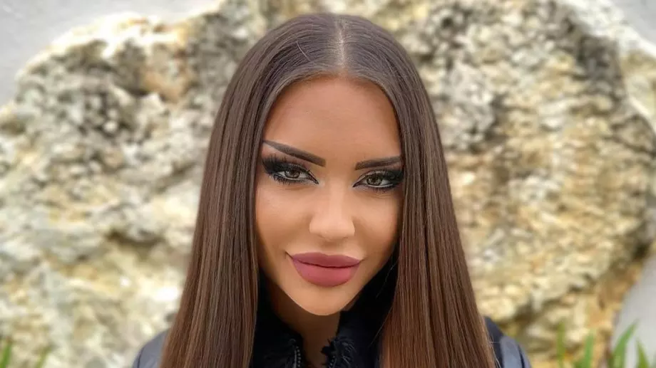 Мони от "Ергенът" ходи с електронна везна даже на ресторант (СНИМКИ+ВИДЕО)