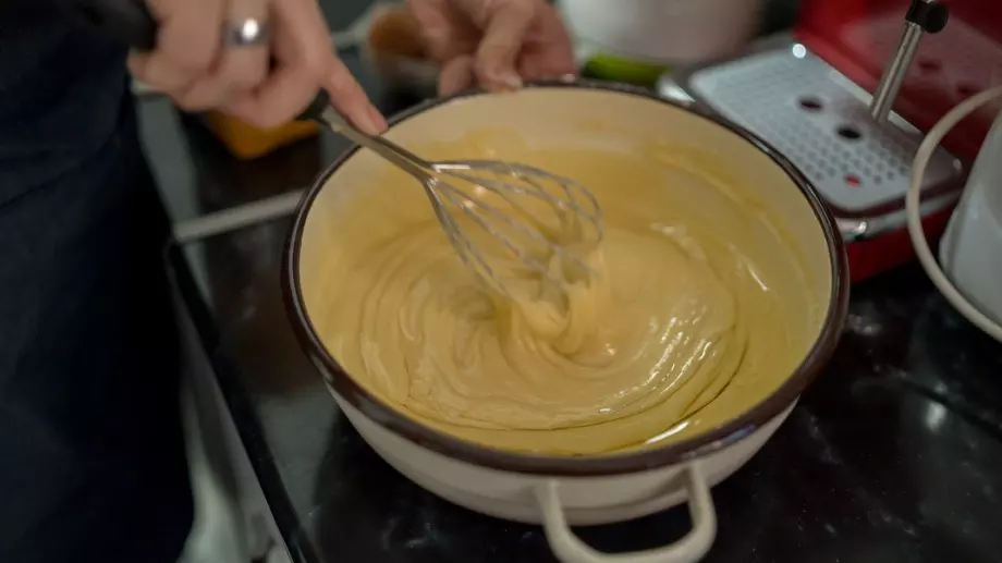 Като от едно време: Домашен яйчен крем 