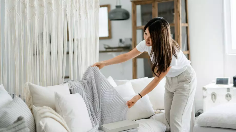 2 изпитани метода да се отървете от миризмата на цигари в дома си