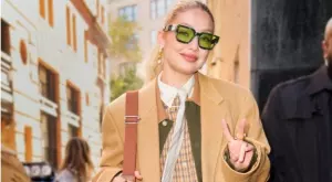 Джиджи Хадид представи своите 7 ежедневни аутфита за една седмица (ВИДЕО)