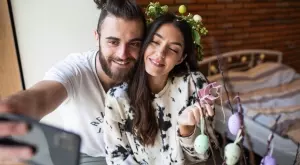 Любовен уикенд хороскоп за 15-16 април 2023