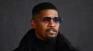 Джейми Фокс обяви, че се възстановява (ВИДЕО)