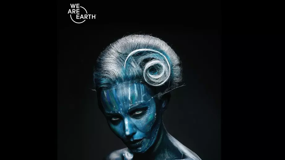 Изложба показва проблемите на околната среда, пресъздадени върху човешки лица