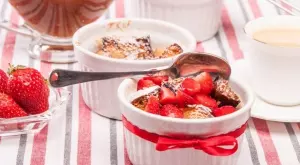 Следвеликденски десерт: Пудинг със сух козунак