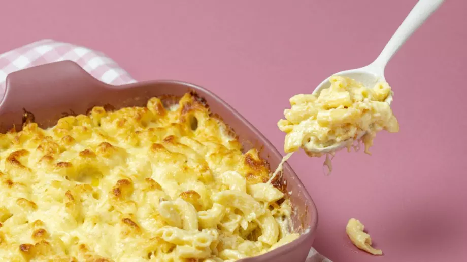 Солени макарони на фурна