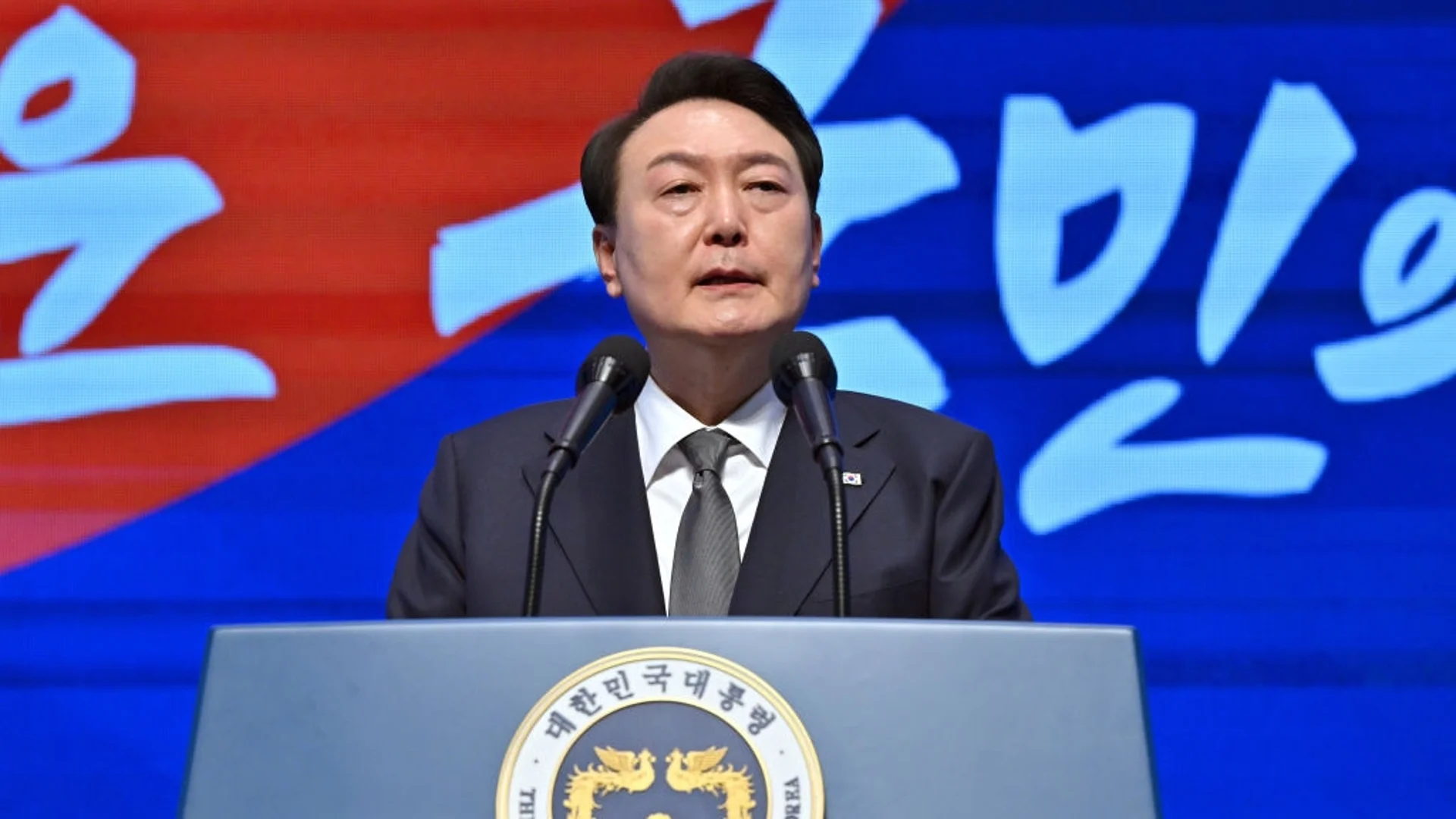 Южнокорейският президент унизен: Опозицията спечели изборите