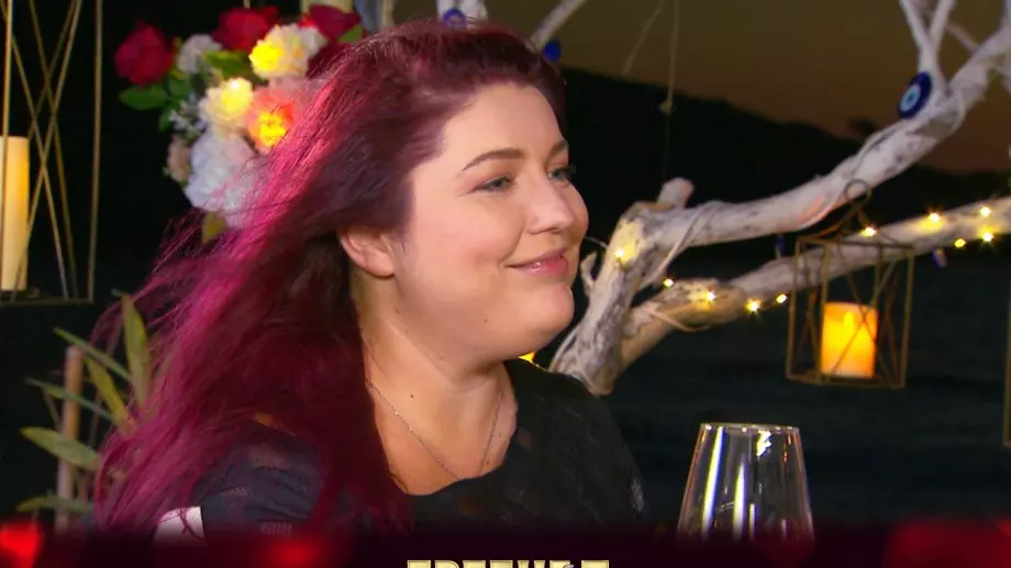 Пам от "Ергенът" се съблече, рекламира бельо (СНИМКИ)