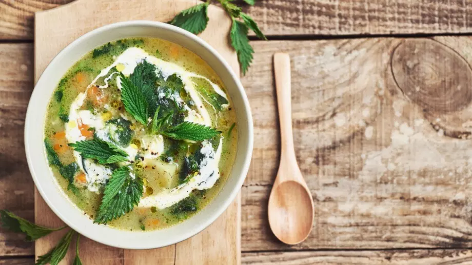 Пролетна супа от коприва