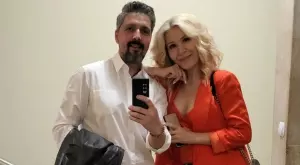 Доведената дъщеря на Гала я задмина по красота (СНИМКА)