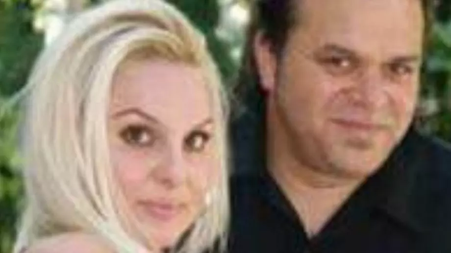 Пребиха жестоко наша поп-фолк певица по време на участие (ВИДЕО)