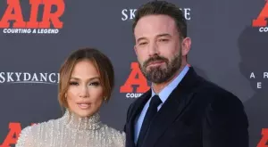 Това ли е краят? Бен Афлек тръшна врата пред лицето на Джей Ло (ВИДЕО)