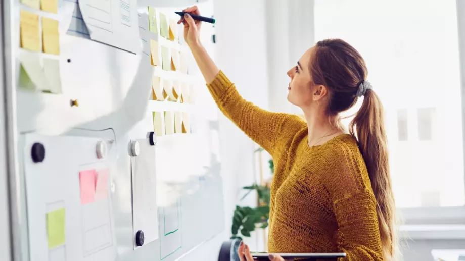 Държавата обмисля да плаща здравните осигуровки на безработните, които участват в обучения