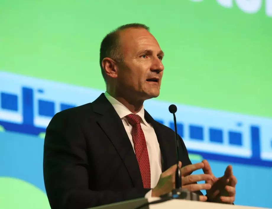 Росен Христов отговори на шефа на КЕВР: Действията ми са на база на решение на парламента