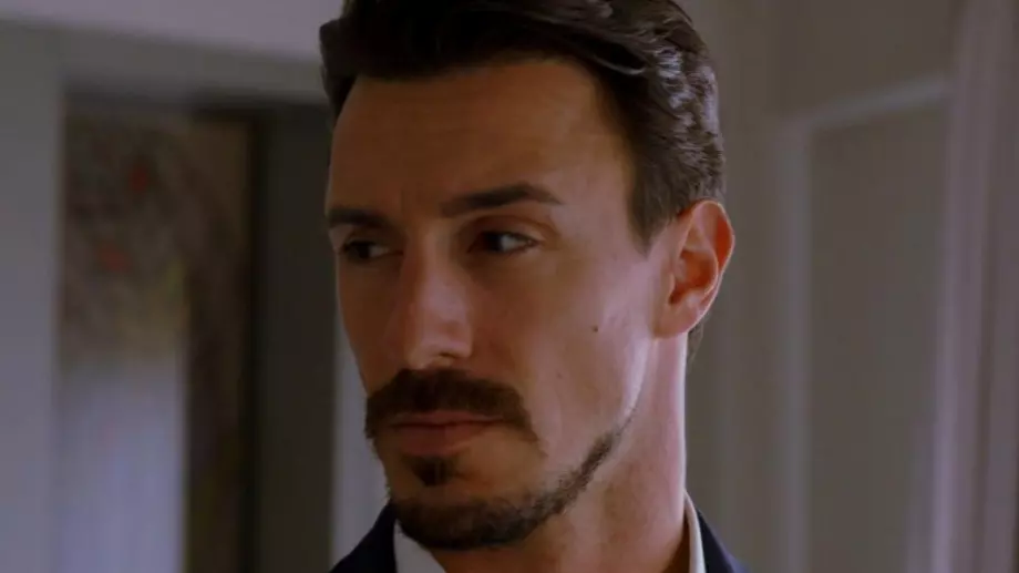 Виктор Стоянов към бившата: Сърцето ми тежи, тежат ми и спомените (ВИДЕО)