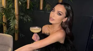 Изтече скандален секс чат на Айлин от "Ергенът" (СНИМКА)