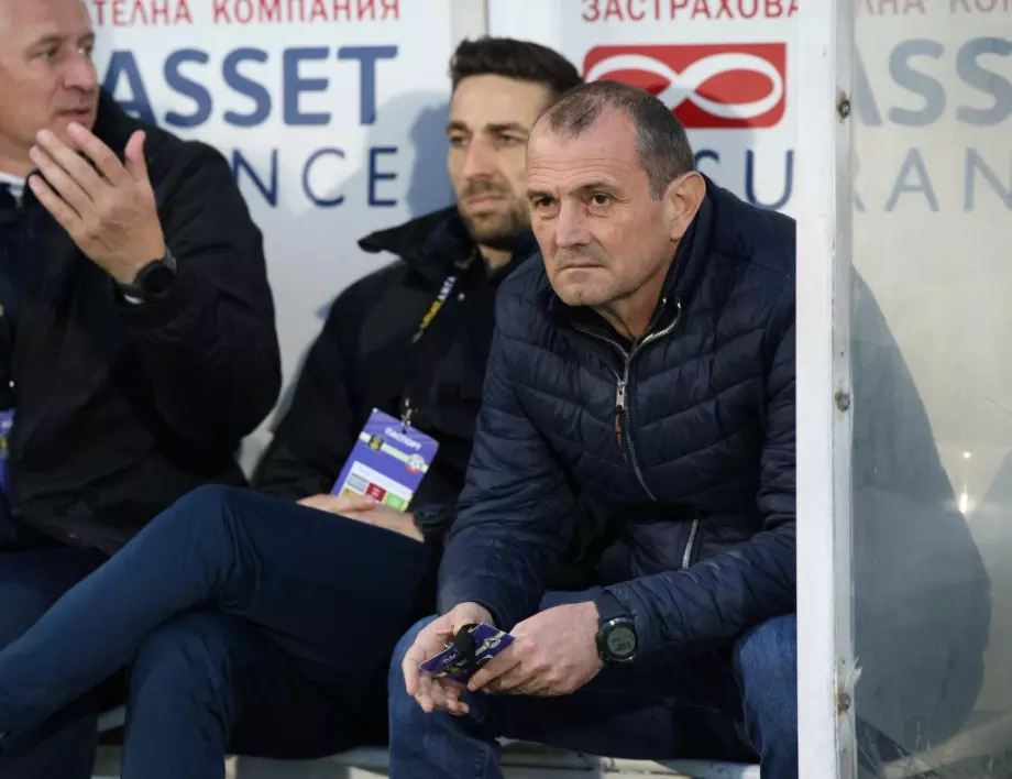 Ръководството на Славия привика Заги на среща за състоянието на тима