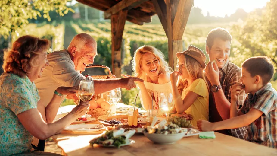 Оригинални пожелания за Гергьовден, с които ще впечатлите близките си