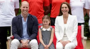 Принцеса Шарлот навърши 8 (СНИМКА)