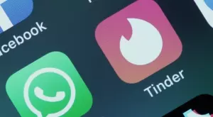  Tinder спира да работи в Русия