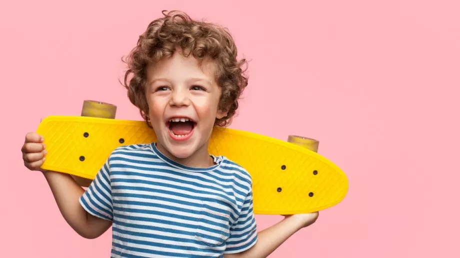 Виц за 4 май 2023: Иванчо решил да изнудва хора